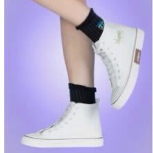 SHEIN All white Angel Hi Top Sneakers. Size 9